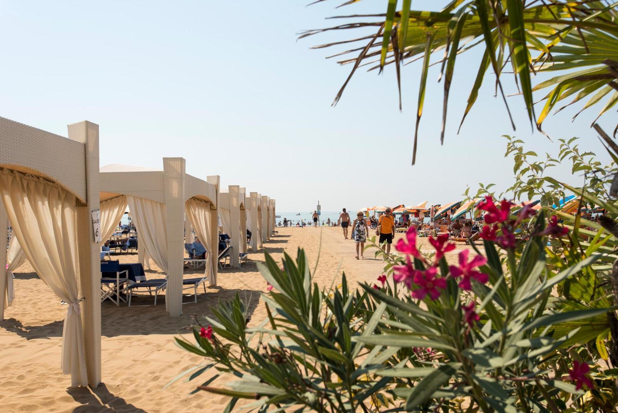Residence Green Life Bibione Kültér fotó