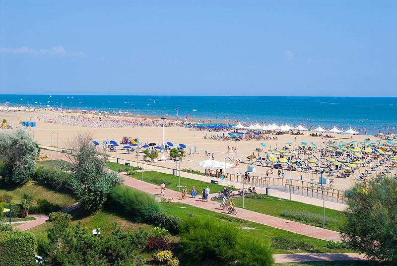 Residence Green Life Bibione Kültér fotó